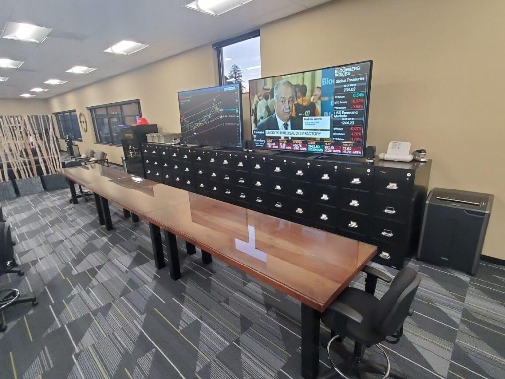 cri-new-image-meeting-hall